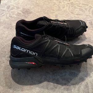 Salomon men's sneakers size 12